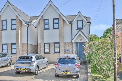 Cromwell Road, Warley, Brentwood