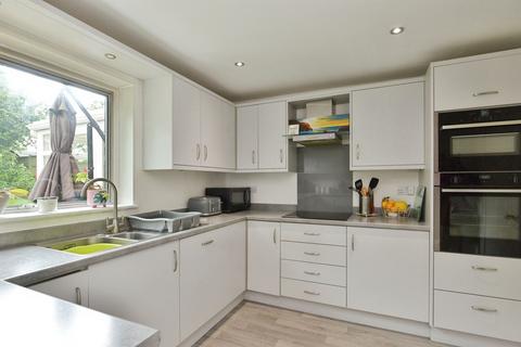 4 bedroom semi-detached house for sale, Welland Drive, Newport Pagnell