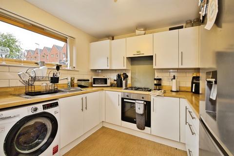 3 bedroom terraced house for sale, Clipper Court, Street