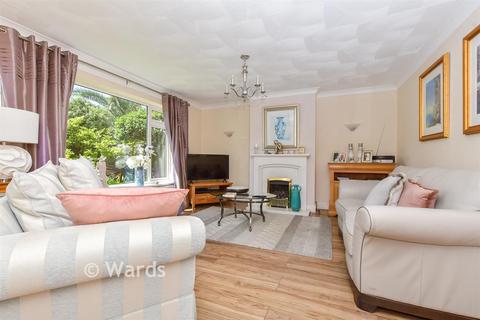 3 bedroom detached house for sale, Selsea Avenue, Herne Bay CT6