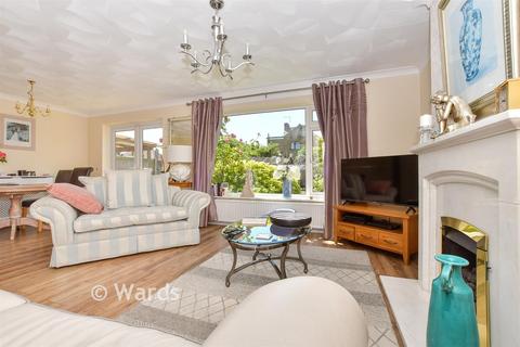 3 bedroom detached house for sale, Selsea Avenue, Herne Bay CT6
