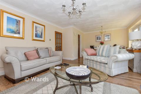 3 bedroom detached house for sale, Selsea Avenue, Herne Bay CT6