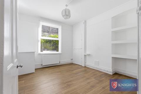 1 bedroom flat for sale, Sketty Road, Enfield, EN1