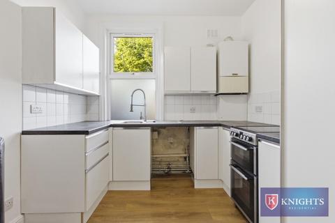 1 bedroom flat for sale, Sketty Road, Enfield, EN1
