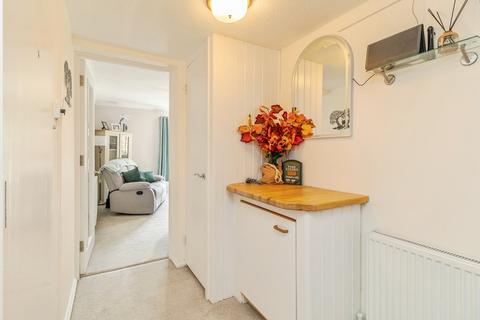 1 bedroom flat for sale, The Mount, Simpson, Milton Keynes, Buckinghamshire, MK6