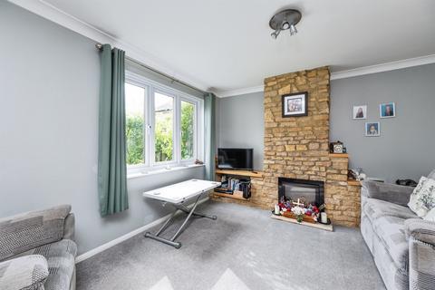 4 bedroom detached house for sale, Sunridge Close, Newport Pagnell