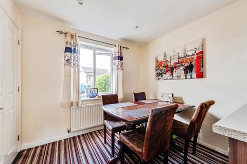 3 bedroom semi-detached house for sale, Fontmell Close, Swindon