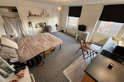 Studio to rent, The Halve, Trowbridge,