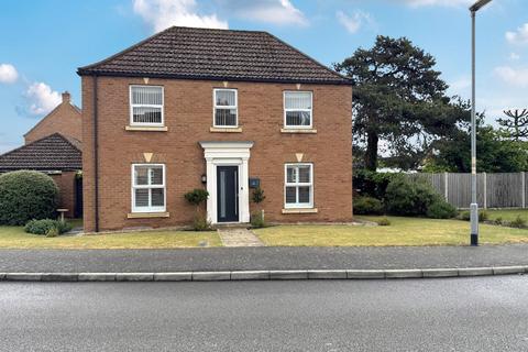 4 bedroom detached house for sale, 2 Grange Drive, Tattershall
