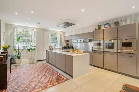4 bedroom semi-detached house to rent – pohled 4