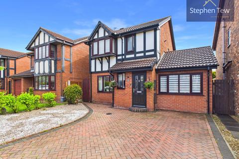 Detached house - Oakwood Close, Blackpool, FY4