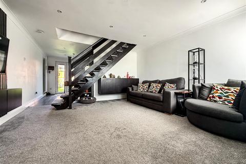 2 bedroom terraced house for sale, Southampton Road, Portsmouth