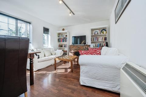 3 bedroom maisonette for sale, How Wood, Park Street, St. Albans