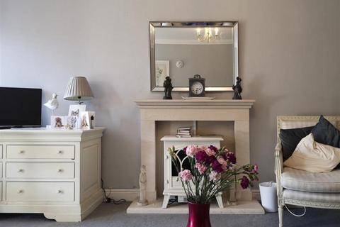 2 bedroom apartment for sale, Harsfold Road, Rustington, BN16