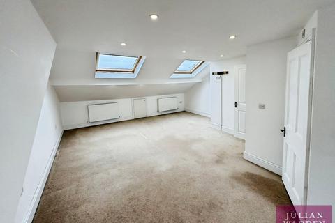 4 bedroom terraced house for sale, Churchwood Road, Didsbury, Manchester, M20