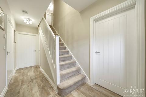 5 bedroom detached house for sale, 8A Mill Field Close, Burton Joyce, Nottingham, Nottinghamshire, NG14 5AA