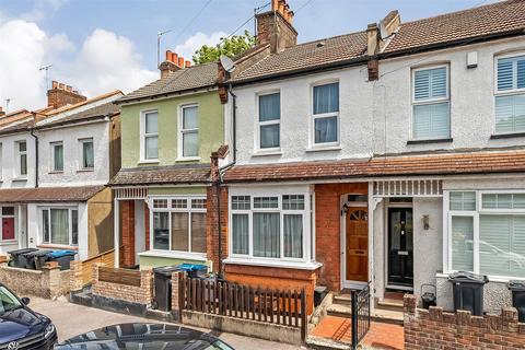 Lower Road, Kenley CR8