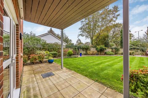 1 bedroom flat for sale, St. Marys Road, Hayling Island, Hampshire, PO11