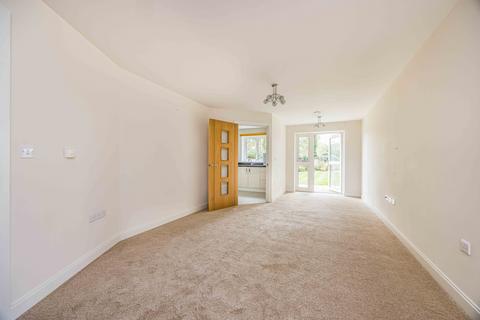 1 bedroom flat for sale, St. Marys Road, Hayling Island, Hampshire, PO11