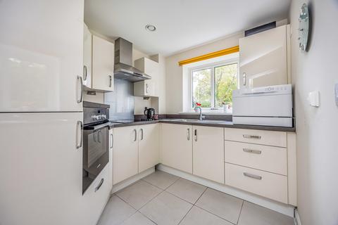 1 bedroom flat for sale, St. Marys Road, Hayling Island, Hampshire, PO11
