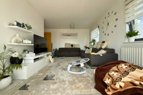 2 bedroom apartment for sale, West Gate Plaza, Moor Street, West Bromwich