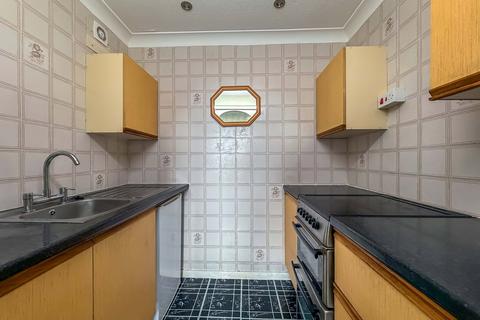 1 bedroom retirement property for sale, Liverpool Road, Southport PR8
