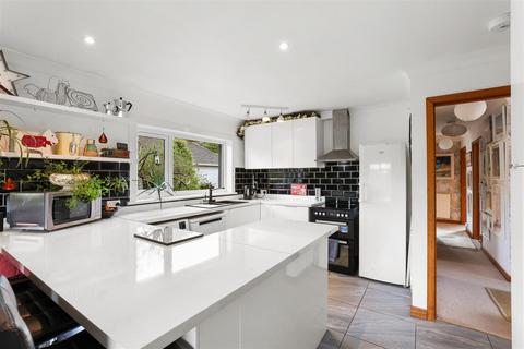 3 bedroom detached bungalow for sale, St. Ninians Road, Alyth PH11