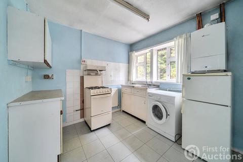 undefined, Holly Close, Aldershot, Hampshire