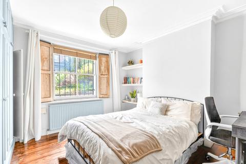 2 bedroom flat to rent, Victoria Park Road, London, E9
