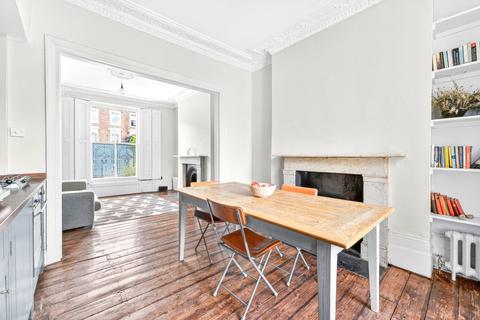 2 bedroom flat to rent, Victoria Park Road, London, E9