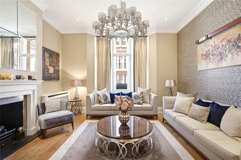 3 bedroom flat to rent, Green Street, London