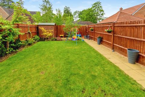 2 bedroom end of terrace house for sale, Owen Drive, Fair Oak, Eastleigh
