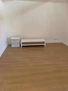 1 bedroom flat to rent, Pemberton Road, London, N4