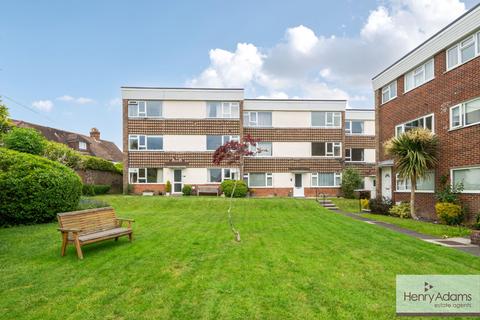 2 bedroom maisonette for sale, Winton Road, Petersfield, GU32