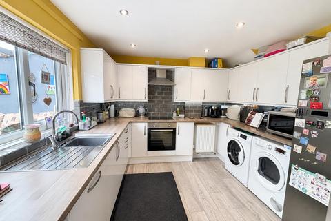 2 bedroom terraced house for sale, Spruce Close, Brandon IP27
