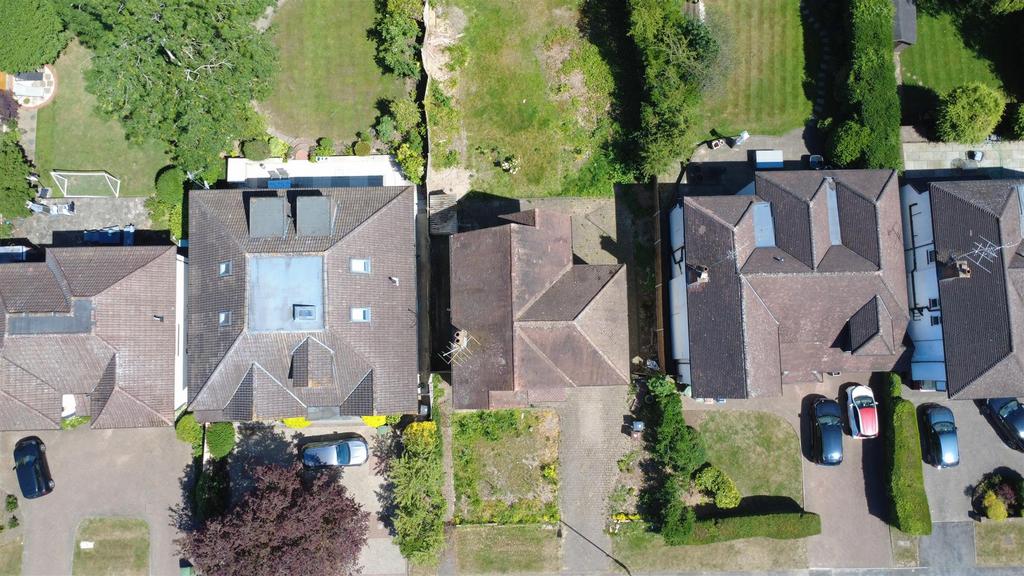 Deacons Hill Road, Elstree, Borehamwood - Mehr