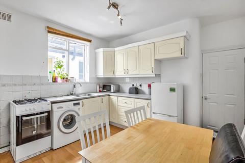 3 bedroom maisonette to rent, Edenvale Street, London SW6