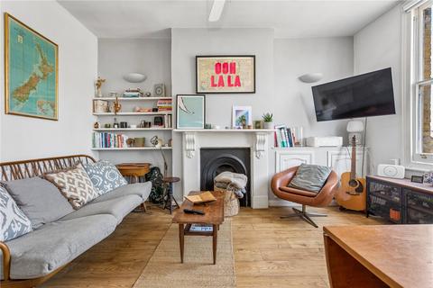 2 bedroom apartment to rent, Lower Clapton Road, London, E5