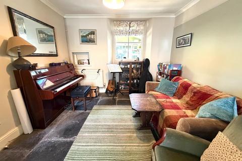 3 bedroom end of terrace house for sale, Silver Road, Street