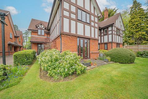 2 bedroom apartment for sale, Avenue Road, Dorridge, B93