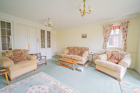 2 bedroom apartment for sale, Avenue Road, Dorridge, B93