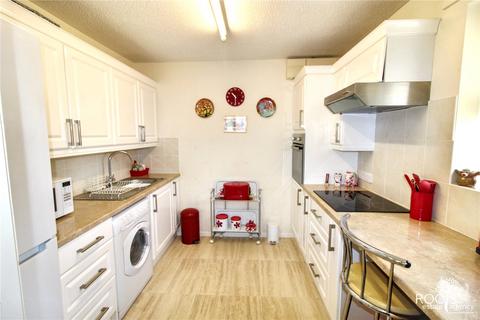 undefined, Ferndale Court, Berkshire RG19