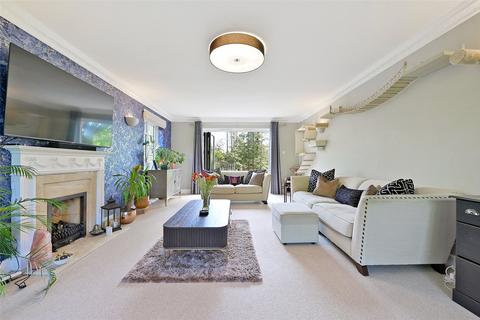 5 bedroom detached house for sale, Turnoak Park, Windsor, Berkshire, SL4