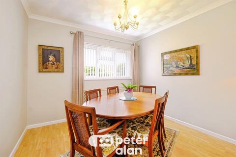 3 bedroom detached house for sale, The Hollies, Quakers Yard, TREHARRIS