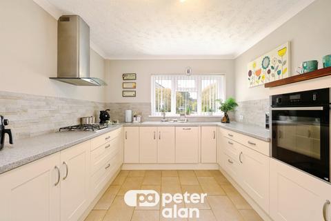 3 bedroom detached house for sale, The Hollies, Quakers Yard, TREHARRIS