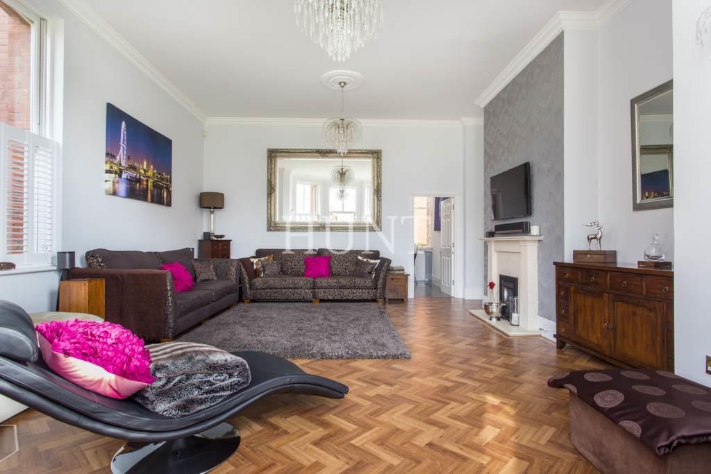Living room, fireplace