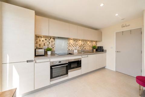 2 bedroom flat for sale, Exeter Road, LONDON, London, E16