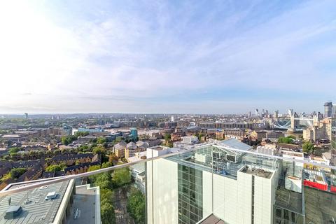 3 bedroom apartment for sale, Admiralty House, 150 Vaughan Way, E1W