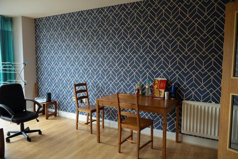2 bedroom flat for sale, Lee Bank Middleway, Birmingham B15