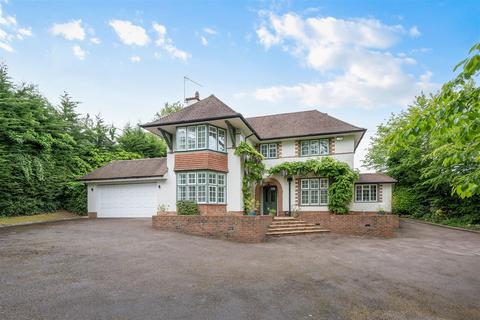 5 bedroom detached house for sale, The Chase, Kingswood